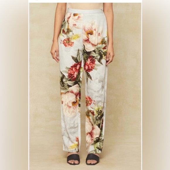 Pants - New Designer Like Floral Wide Leg Pants - M/L
